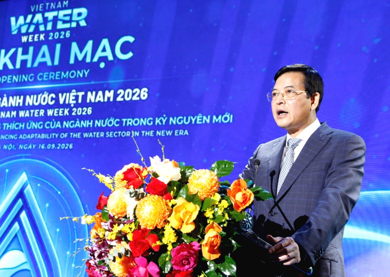 Thứ trưởng Bùi Xuân Dũng: Hoàn thiện thể chế, chuyển đổi số, khả năng thích ứng ngành Nước - Ảnh 1.