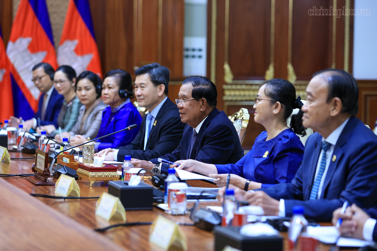 Thủ tướng Lê Minh Hưng hội kiến Chủ tịch Đảng Nhân dân, Chủ tịch Thượng viện Campuchia Hun Sen- Ảnh 5.
