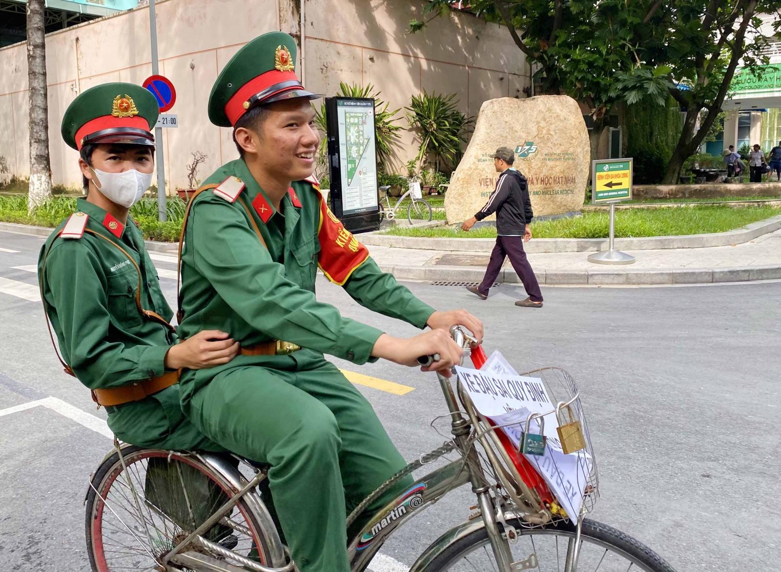 Bệnh viện ấm tình quân, dân