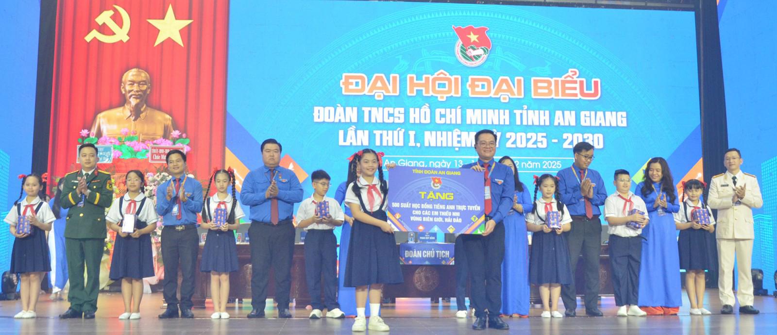 Anh Phan Duy Bằng giữ chức Bí thư Tỉnh đoàn An Giang