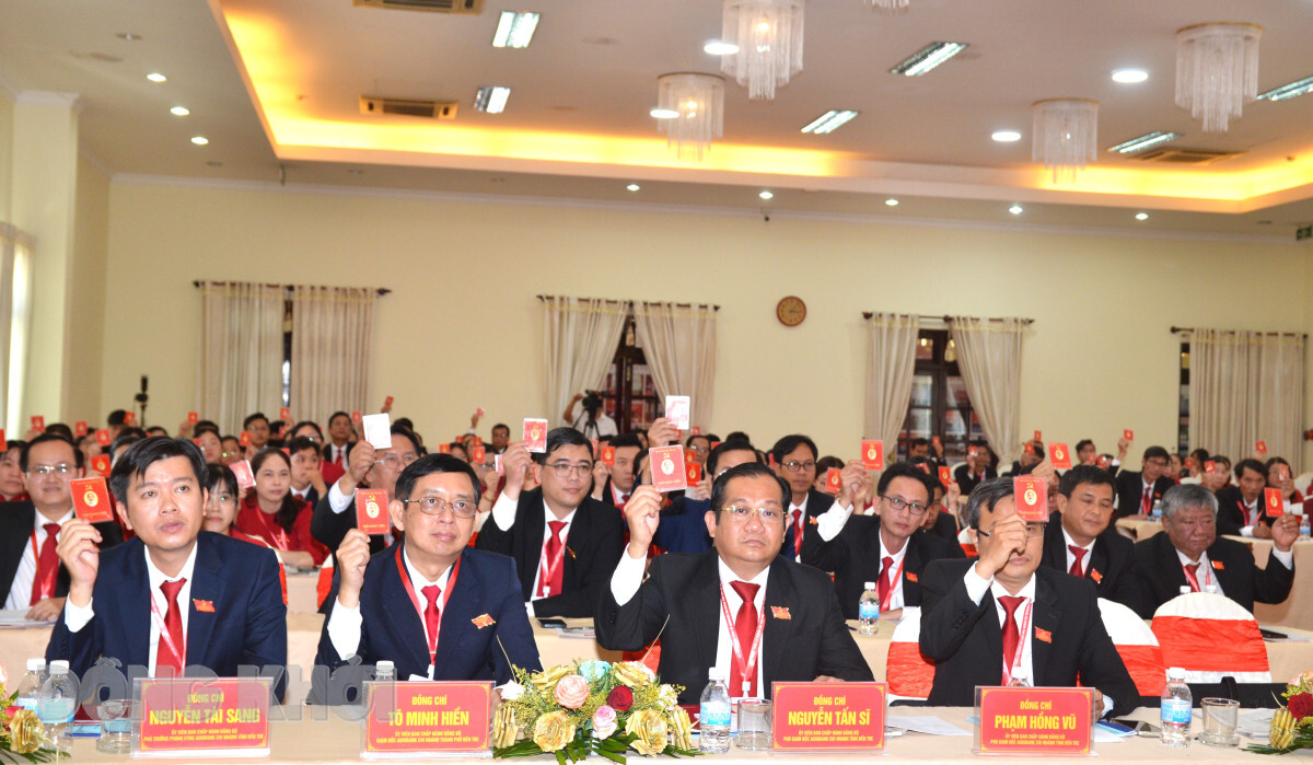 Đại hội đại biểu Đảng bộ Agribank Chi nhánh tỉnh Bến Tre nhiệm kỳ 2025 - 2030