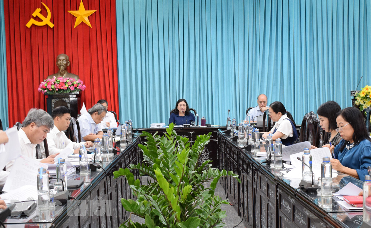 Cơ sở lý luận cho việc xây dựng Văn kiện Đại hội Đảng bộ tỉnh, nhiệm kỳ 2025 - 2030