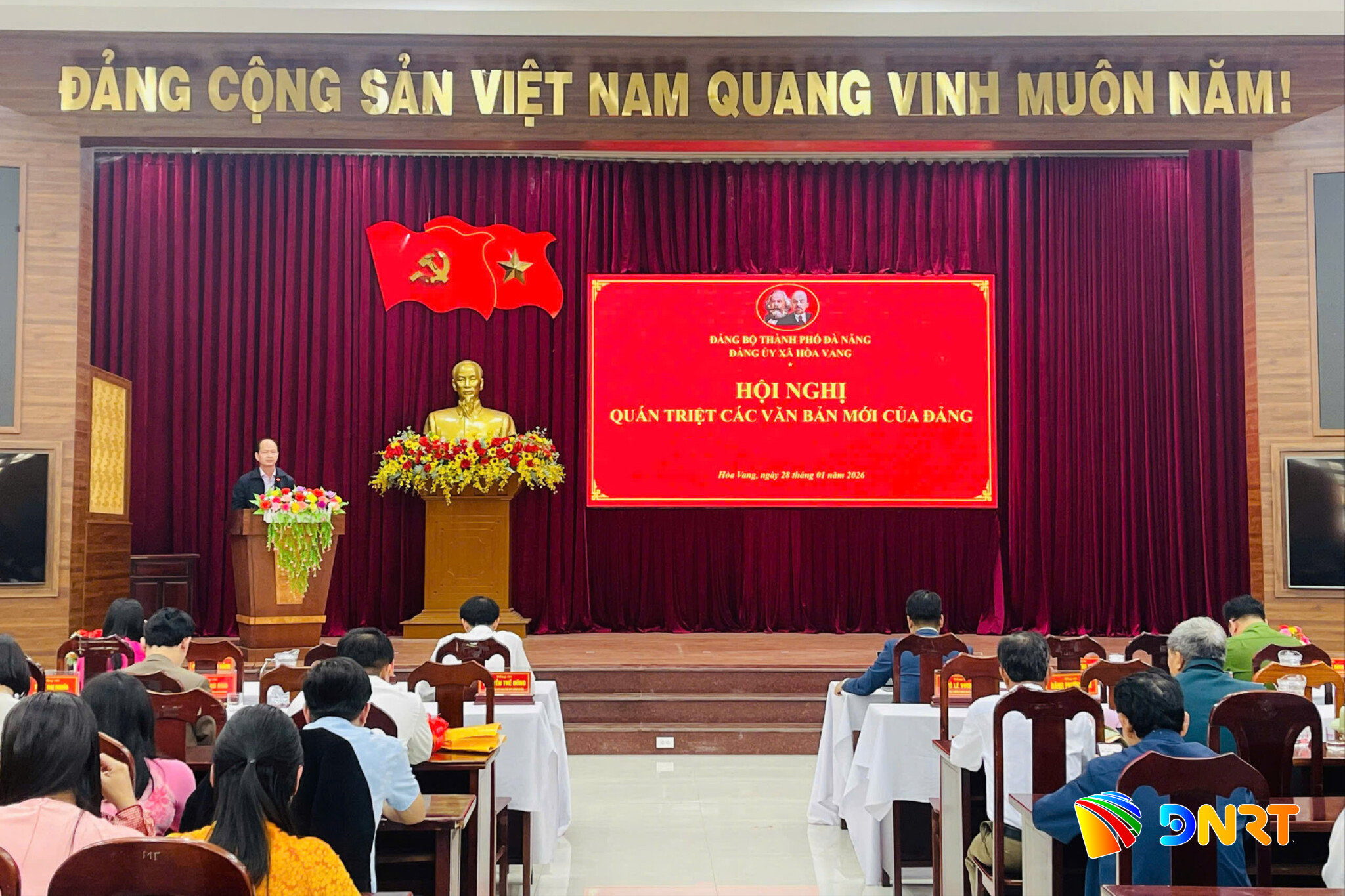 Đảng ủy xã Hòa Vang tổ chức hội nghị quán triệt các văn bản mới của Đảng.