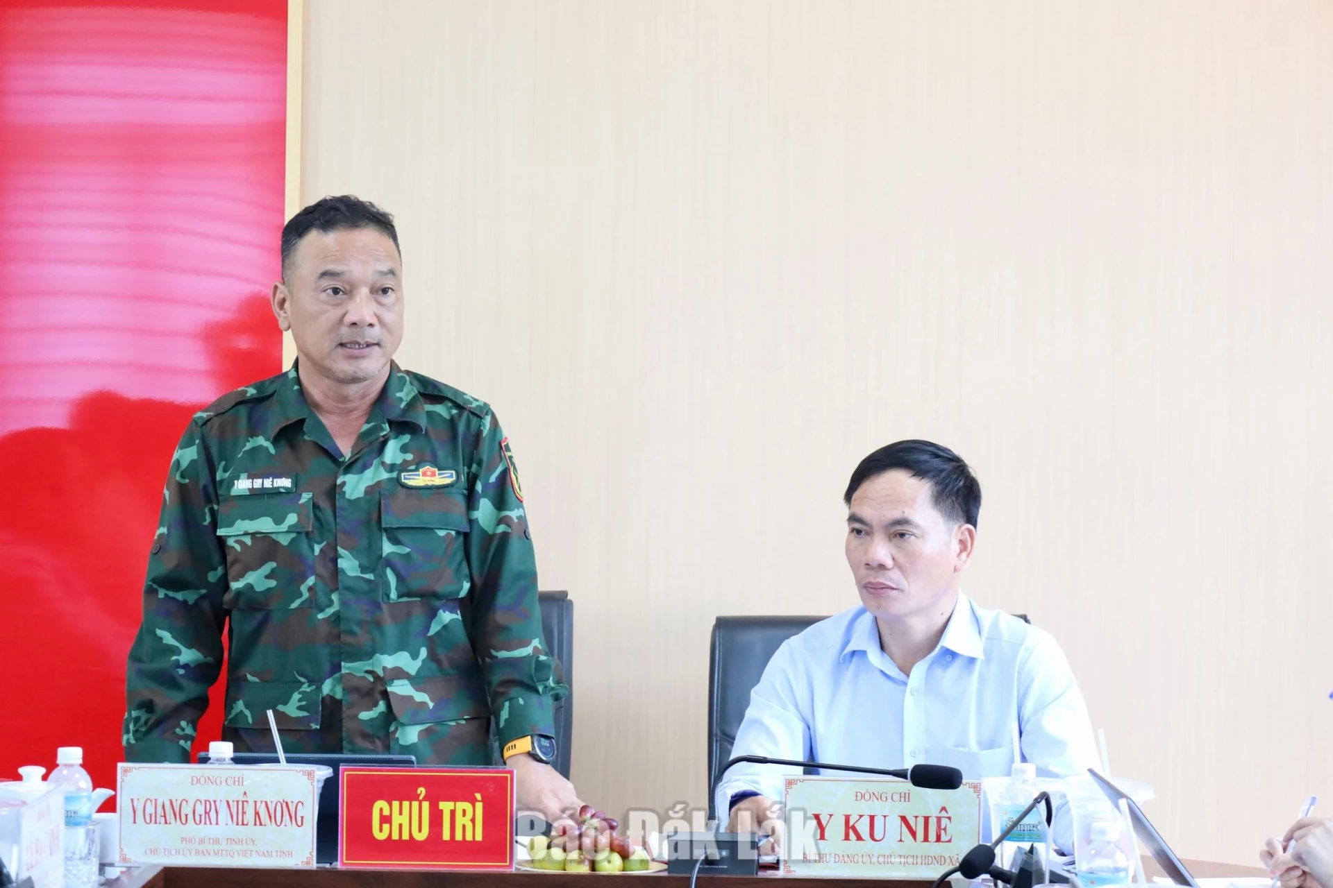 Đồng chí Y Giang Gry Niê Knơng, Phó Bí thư Tỉnh ủy, Chủ tịch Ủy ban MTTQ Việt Nam tỉnh kết luận buổi làm việc.
