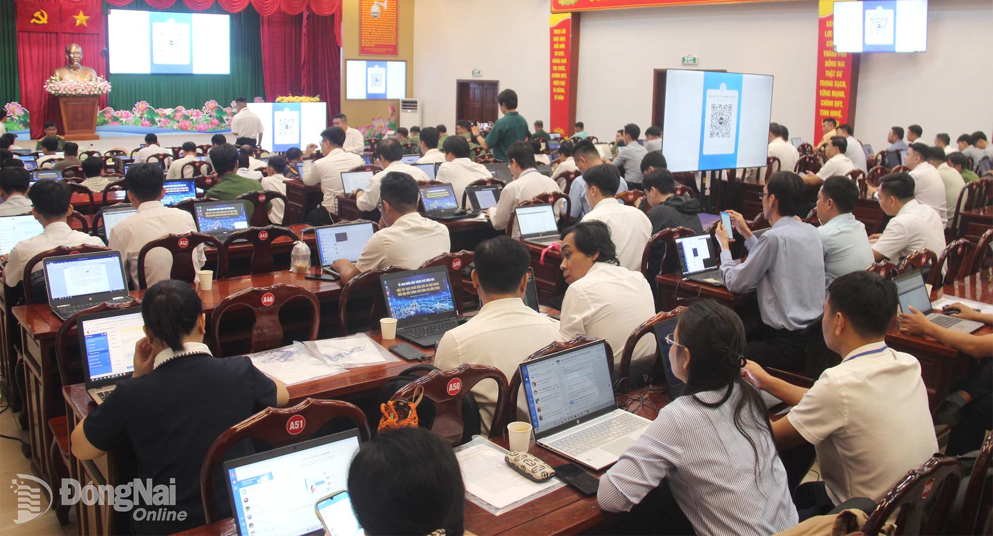 Các đội tham gia diễn tập trên không gian mạng. Ảnh: Trần Danh