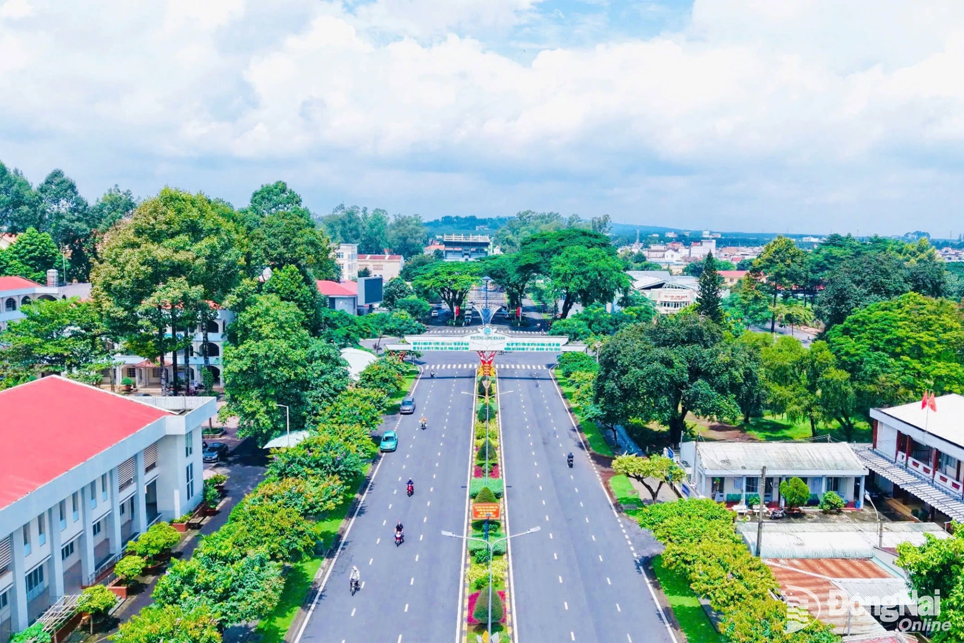 Hạ tầng giao thông, đô thị ở phường Long Khánh, thành phố Đồng Nai. Ảnh: Công Nghĩa