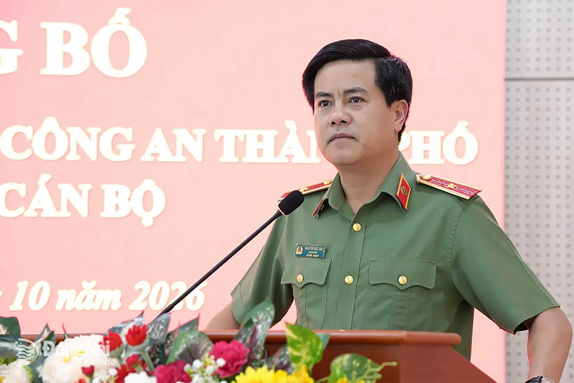 Thiếu tướng Nguyễn Đức Hải, Ủy viên Ban Thường vụ Thành ủy, Bí thư Đảng ủy, Giám đốc Công an thành phố phát biểu tại buổi lễ. Ảnh: Đ.A