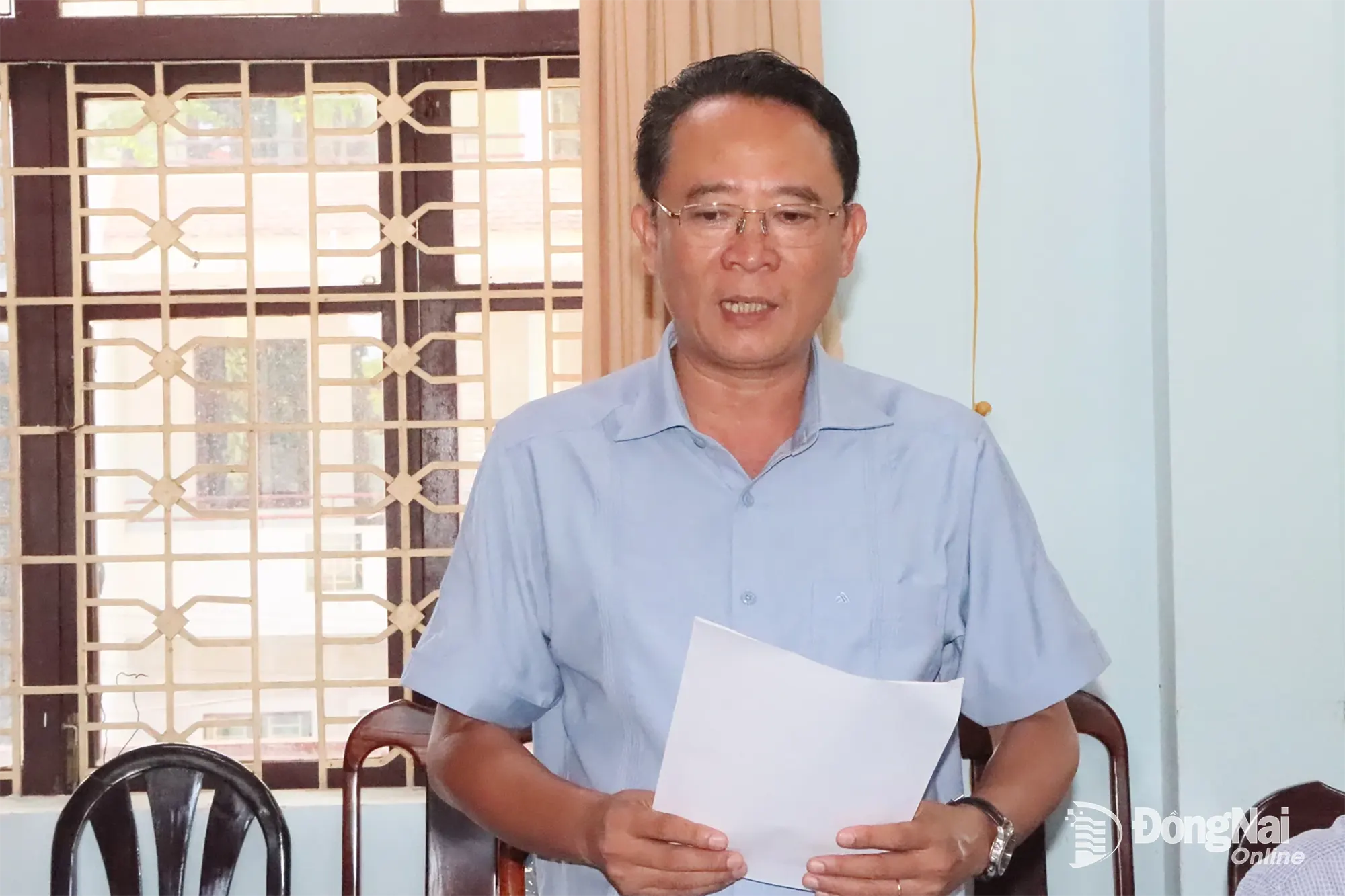 Thành ủy viên, Bí thư Đảng ủy, Chủ tịch HĐND xã Đa Kia, Ủy viên Ban Dân tộc HĐND thành phố Lý Trọng Nhân phát biểu tại buổi giám sát. Ảnh: Quang Minh