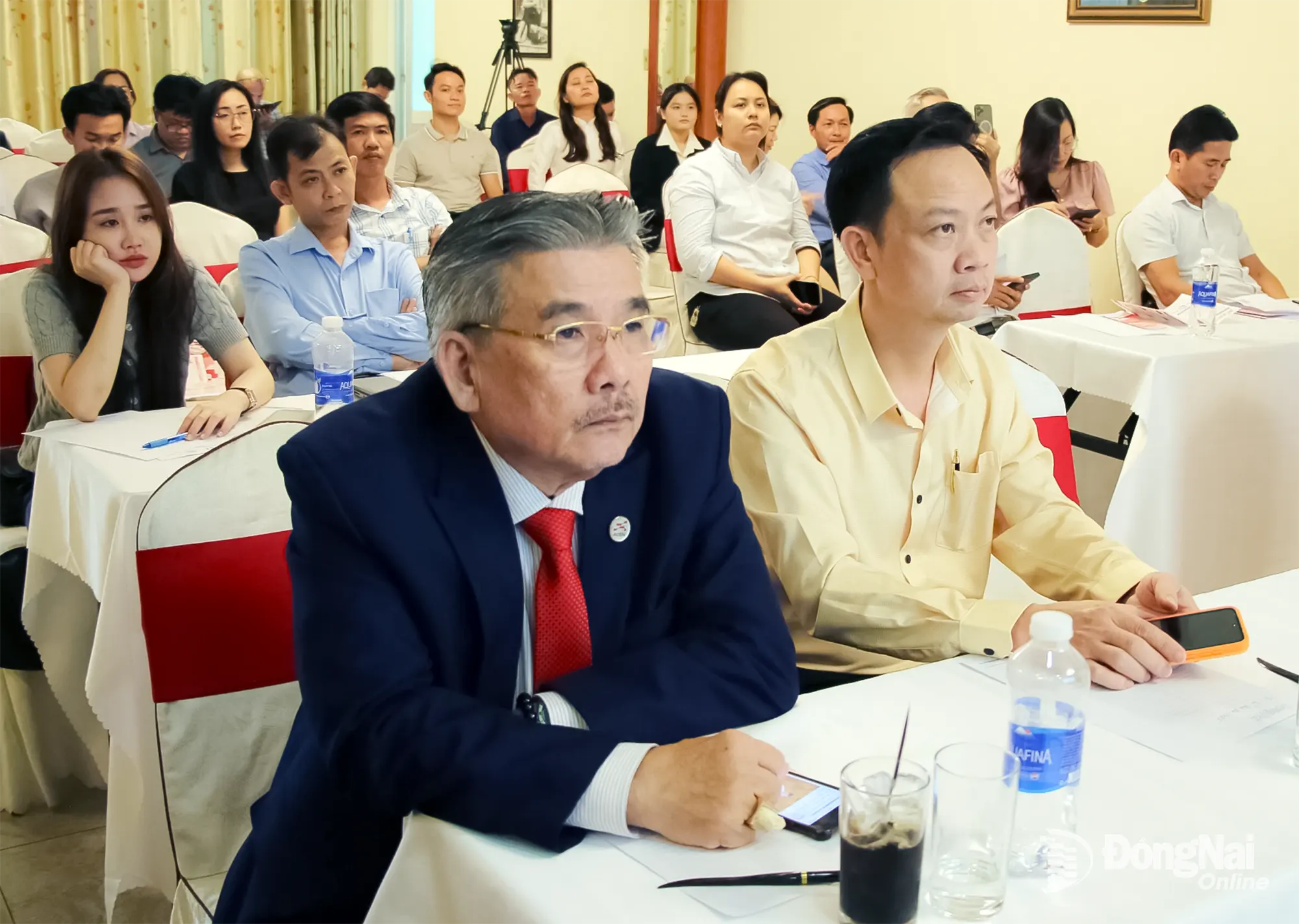 Các chuyên gia, doanh nghiệp tham dự hội thảo. Ảnh: Hải Quân