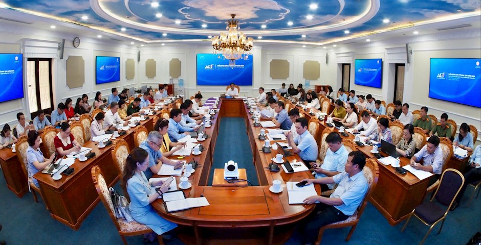 Các đại biểu tham dự cuộc họp về kế hoạch tổ chức Diễn đàn Kinh tế Mùa thu năm 2026. Ảnh: HOÀNG HÙNG