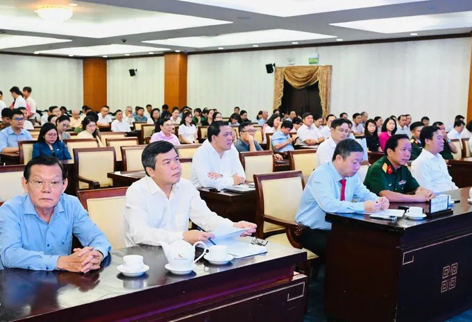 Các đại biểu tham dự lễ trao giải. Ảnh VIỆT DŨNG