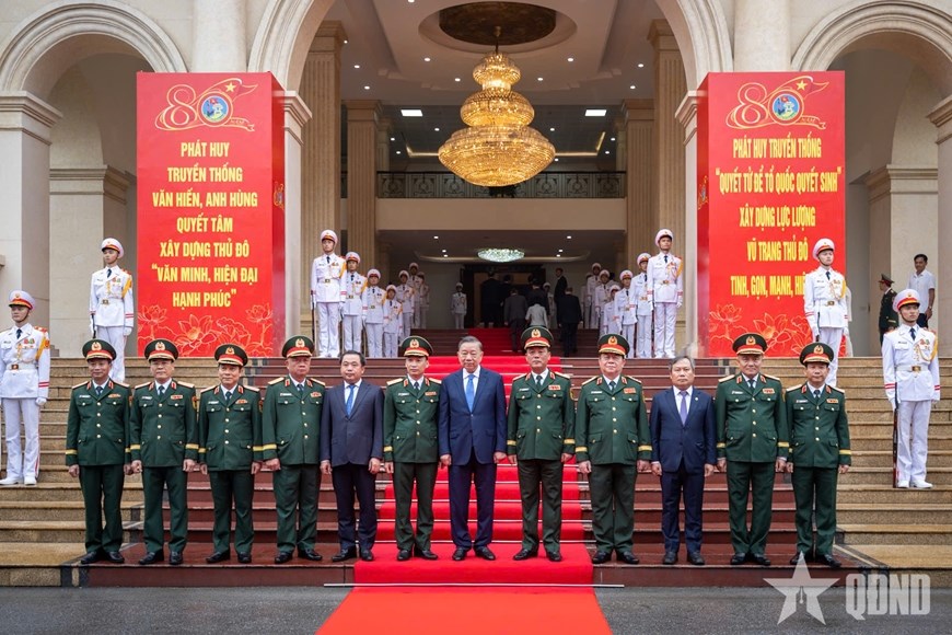Tổng Bí thư, Chủ tịch nước Tô Lâm với các đại biểu.