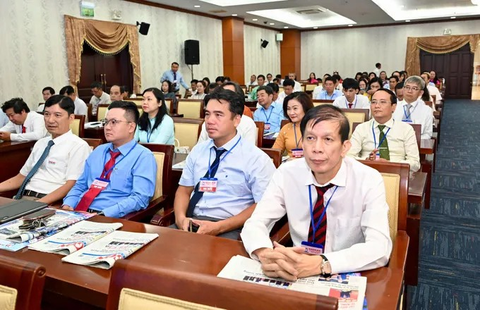 Các đại biểu dự đại hội. Ảnh: VĂN MINH