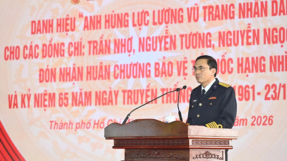 Đại tá Phạm Minh Chiến ôn truyền thống