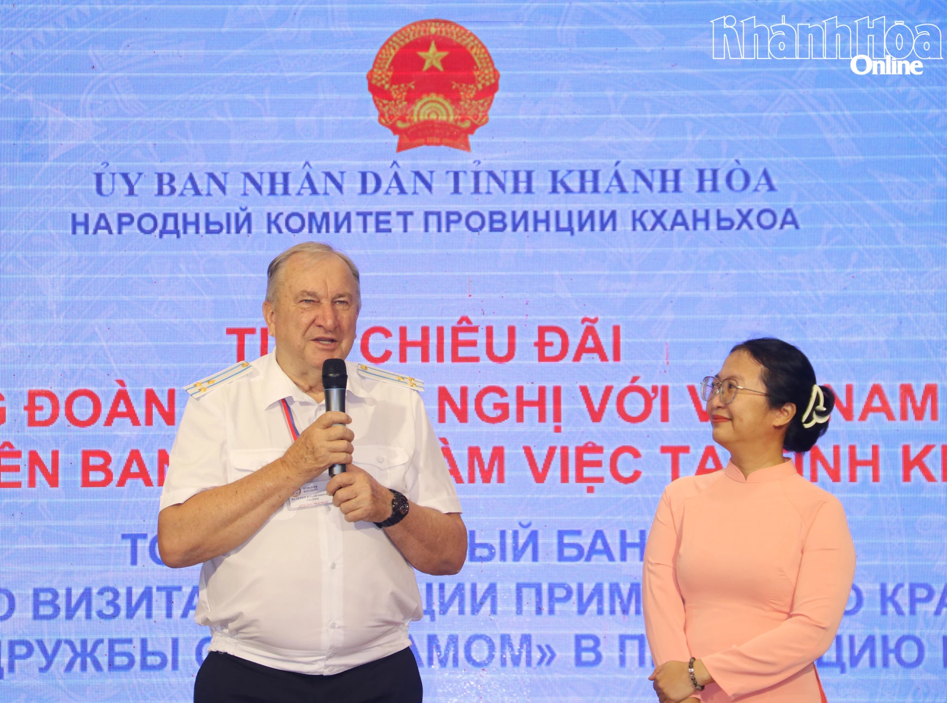 Đại tá Kovdeev Valery Vladimirovich - Trưởng đoàn đại biểu Hội hữu nghị với Việt Nam tại tỉnh Primorye, Liên bang Nga chia sẻ cảm tưởng khi đến thăm Khánh Hòa.