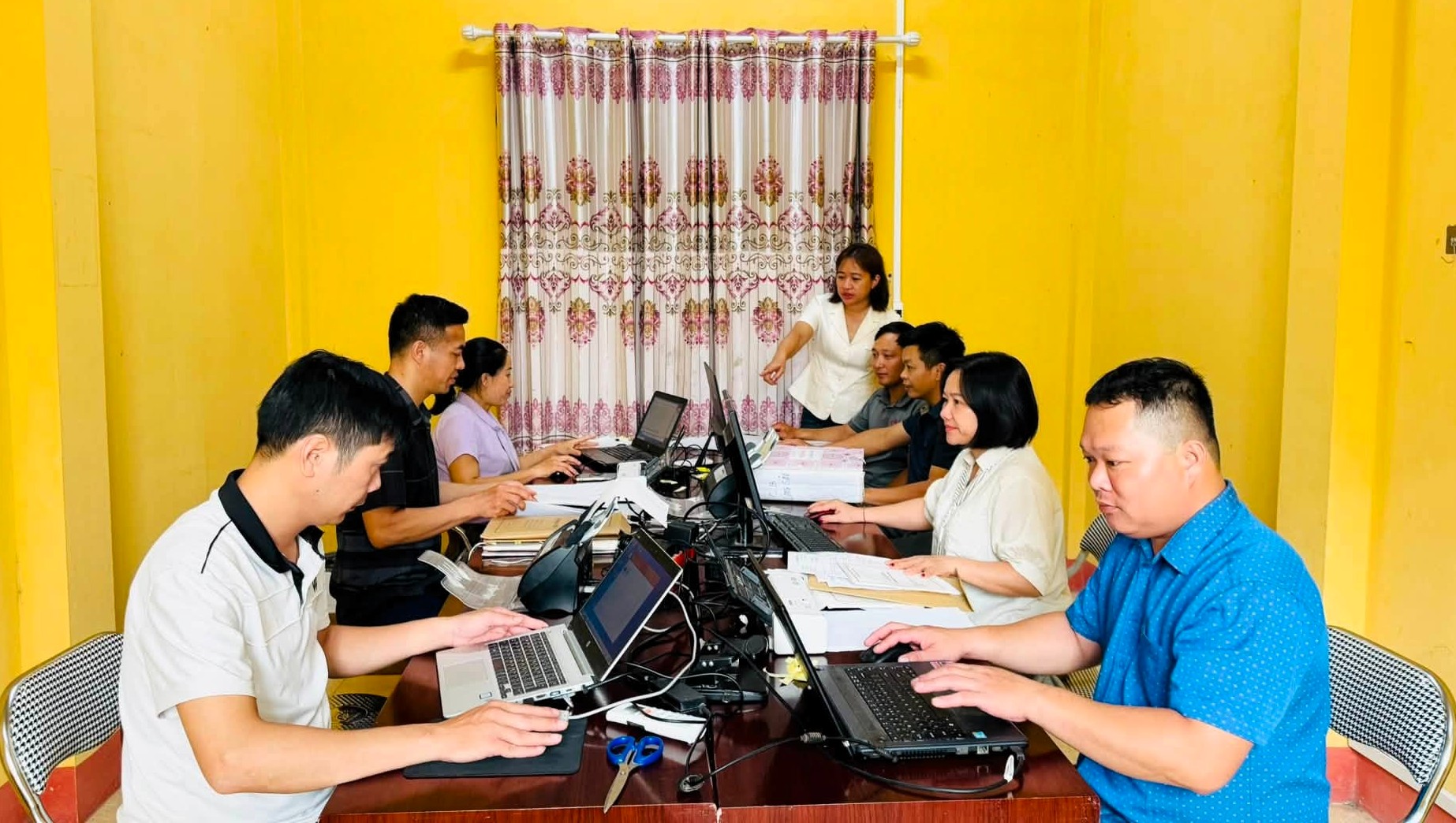 anh tin bai