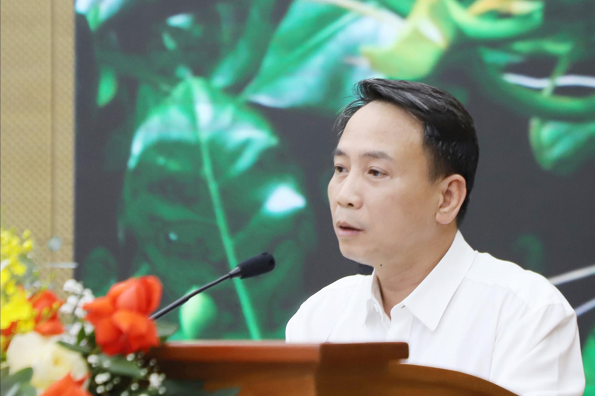 Ông Nguyễn Tiến Cường, Ủy viên Ban Thường vụ Trung ương Hội Nông dân Việt Nam, Phó Ban Công tác nông dân ghi nhận những chính sách hỗ trợ nông dân, nông nghiệp của tỉnh Lâm Đồng