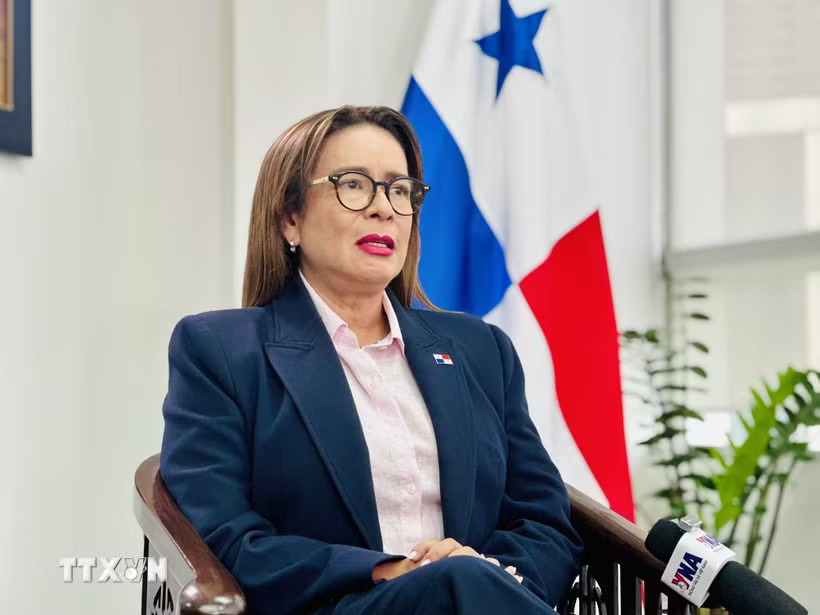 Đại sứ Panama tại Việt Nam Nubiela Ayala trả lời phỏng vấn phóng viên Thông tấn xã Việt Nam về những cơ hội thúc đẩy hợp tác sâu rộng trên nhiều lĩnh vực giữa hai nước. (Ảnh: Việt Đức/TTXVN)