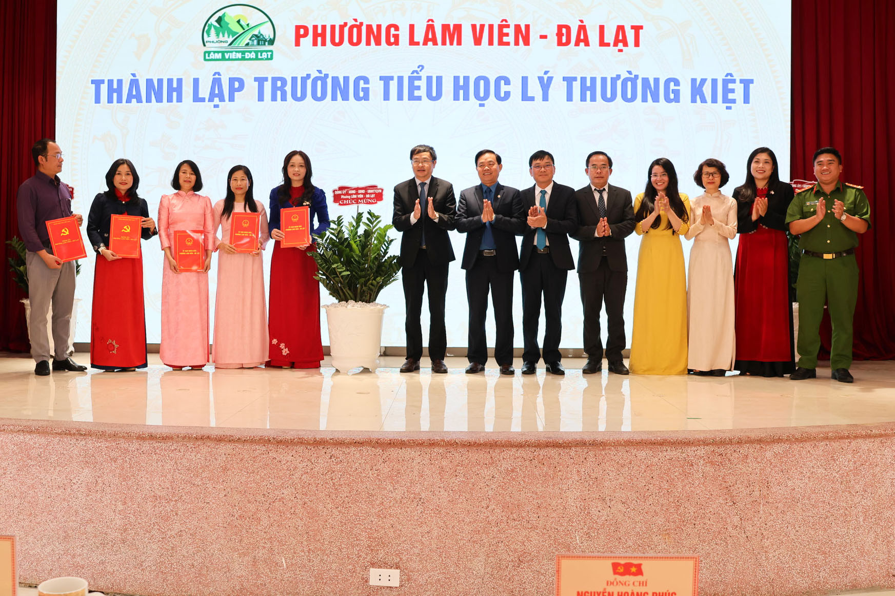 giu-vung-doan-ket-trong-he-thong-chinh-tri-la-muc-tieu-duuoc-phuong-luon-dat-ra(1).jpg