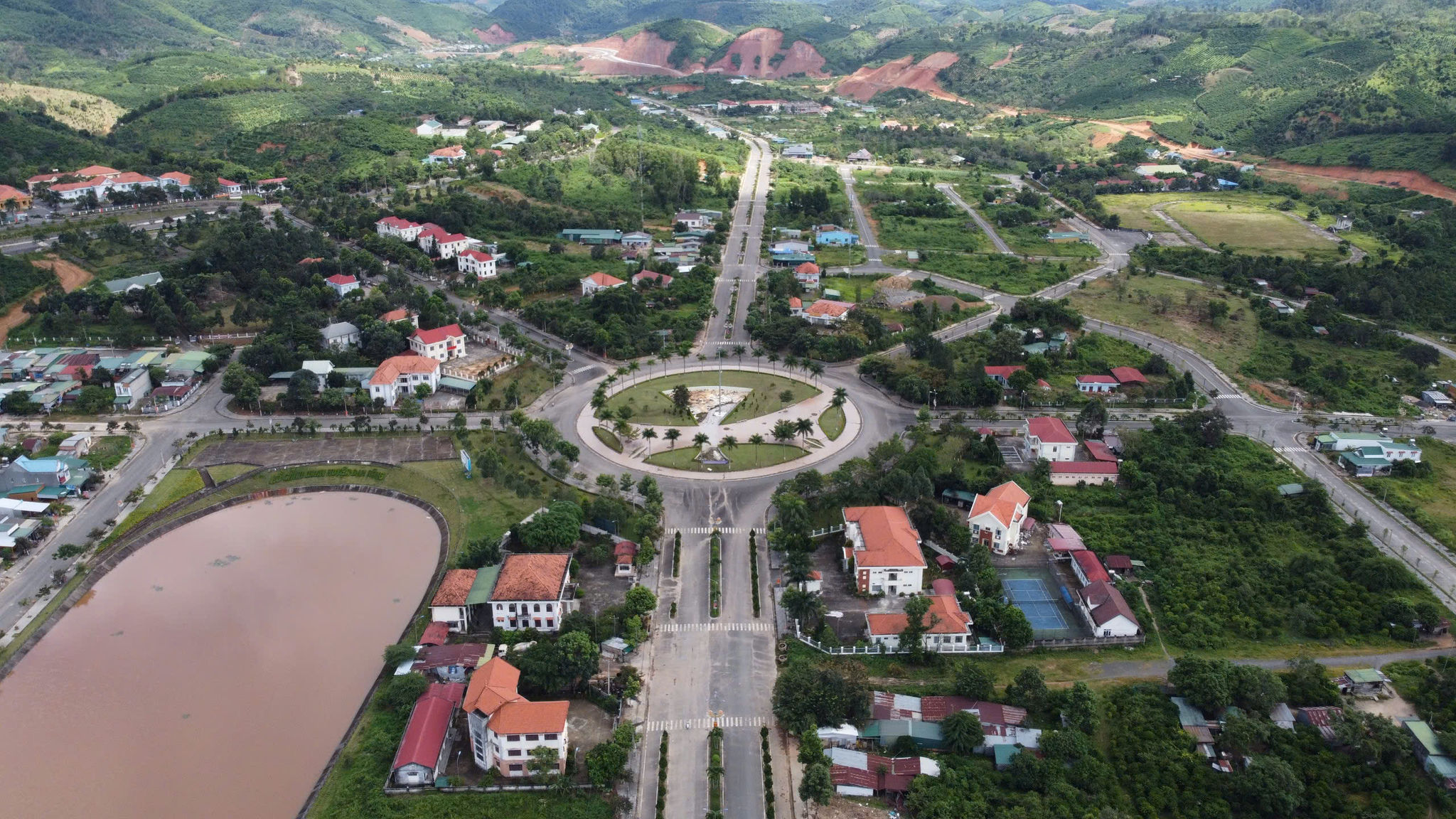 Các chính sách phát triển vùng đồng bào DTTS ngày càng đồng bộ