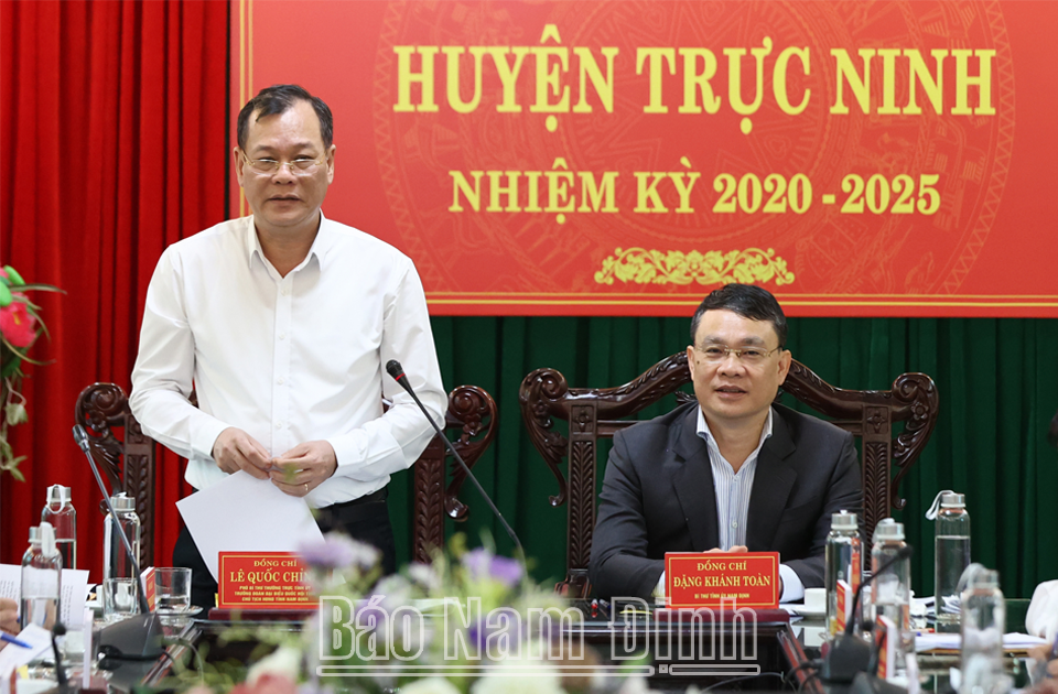 Đồng chí Phó Bí thư Thường trực Tỉnh uỷ Lê Quốc Chỉnh phát biểu tại buổi làm việc.