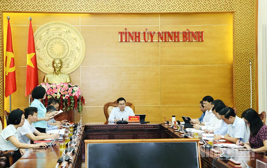 Quang cảnh hội nghị.