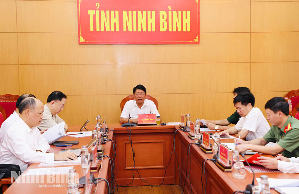 Quang cảnh hội nghị tại điểm cầu tỉnh Ninh Bình.