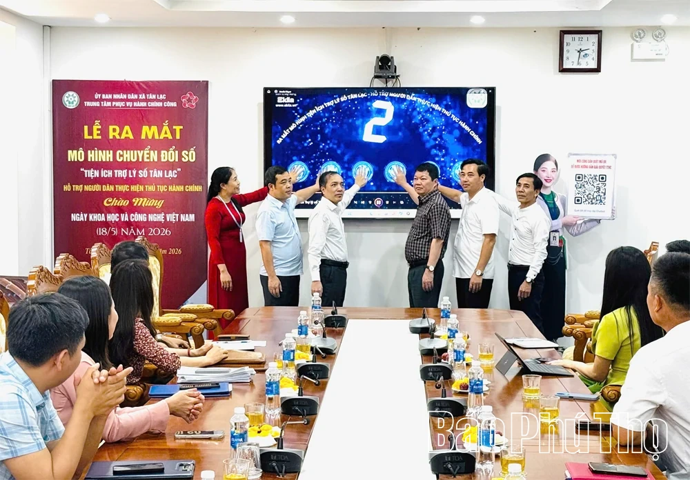 Để chuyển đổi số đến gần hơn với người dân