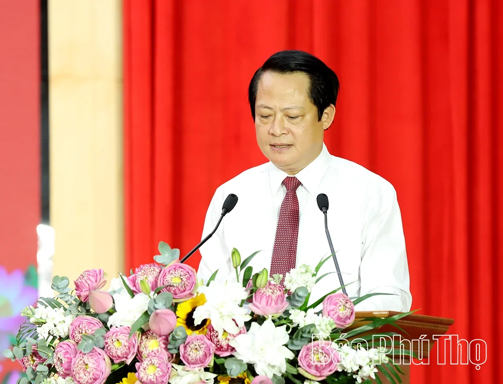 Nâng cao chất lượng sinh hoạt chi bộ, phát triển đảng viên gắn với chuyển đổi số