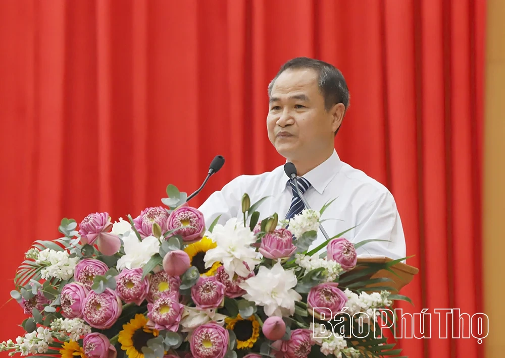 Nâng cao chất lượng sinh hoạt chi bộ, phát triển đảng viên gắn với chuyển đổi số