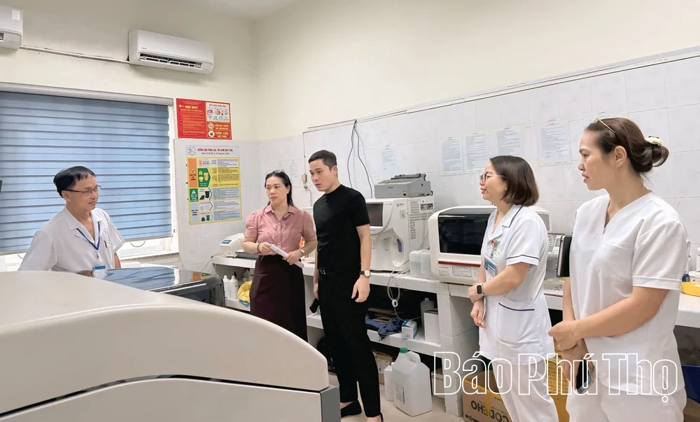 Hành trình “Thầy thuốc trẻ làm theo lời Bác” ở Mai Châu