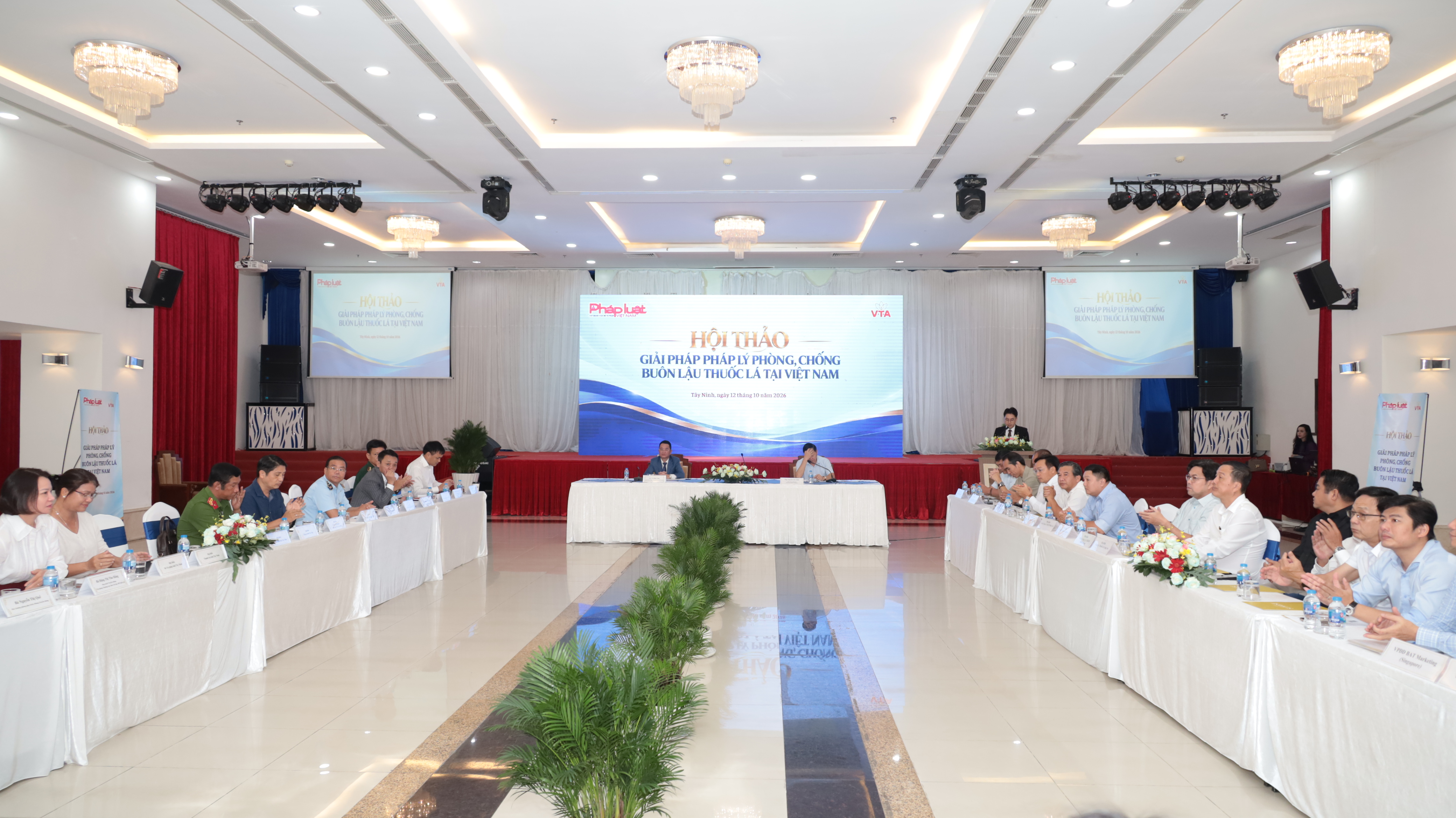 Quang cảnh buổi Hội thảo