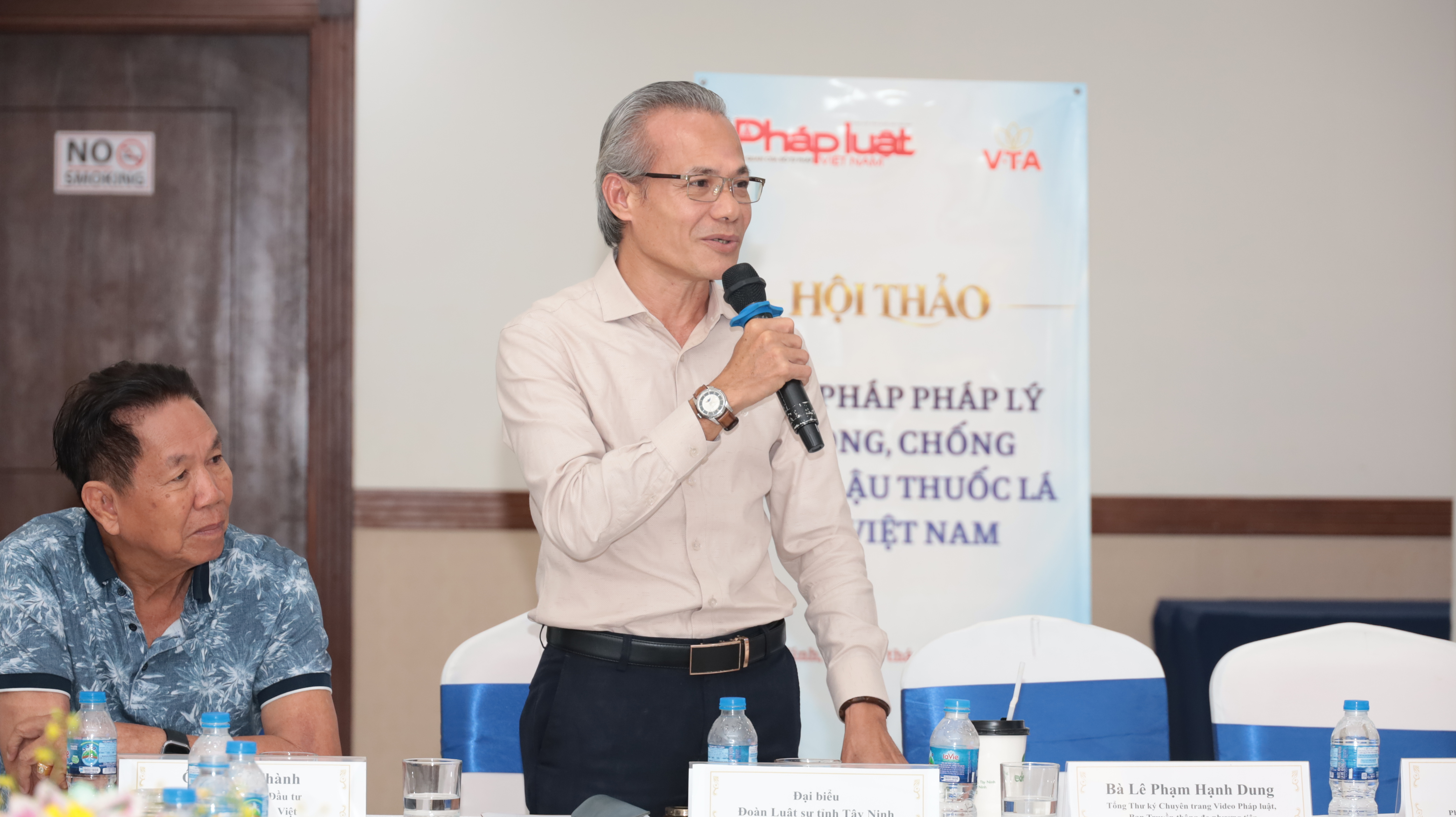 Luật sư Nguyễn Thế Tân – Phó Chủ nhiệm Đoàn Luật sư Tây Ninh nêu một số vấn đề pháp lý trong phòng chống buôn lậu thuốc lá 