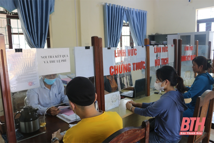 Xây dựng văn hoá công vụ cho đội ngũ cán bộ, công chức cấp xã ở huyện Hoằng Hóa hiện nay