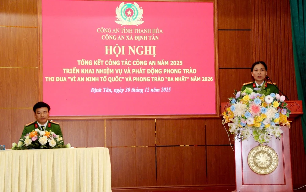 X&acirc;y dựng h&igrave;nh ảnh c&ocirc;ng an x&atilde; Định T&acirc;n trong sạch, vững mạnh, ch&iacute;nh quy, tinh nhuệ v&agrave; hiện đại