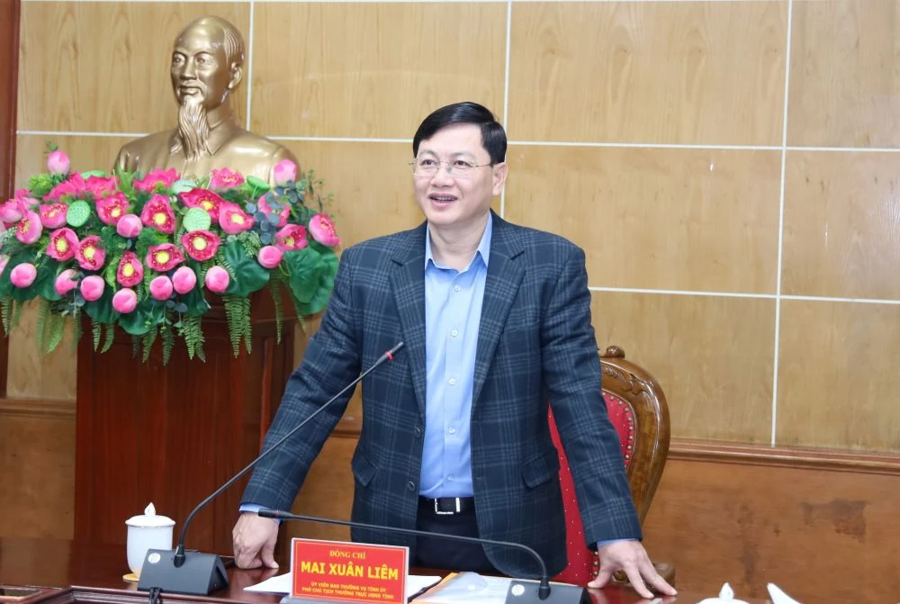 Th&aacute;o gỡ vướng mắc, tạo điều kiện thuận lợi để Tổng C&ocirc;ng ty CP Hợp Lực triển khai c&aacute;c dự &aacute;n tr&ecirc;n địa b&agrave;n tỉnh