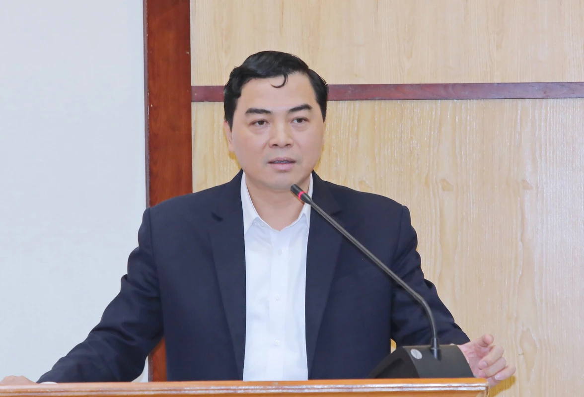 Ph&aacute;t huy tinh thần &ldquo;Người người thi đua, ng&agrave;nh ng&agrave;nh thi đua, ng&agrave;y ng&agrave;y thi đua&rdquo;, phấn đấu ho&agrave;n th&agrave;nh v&agrave; ho&agrave;n th&agrave;nh vượt mức c&aacute;c mục ti&ecirc;u năm 2026