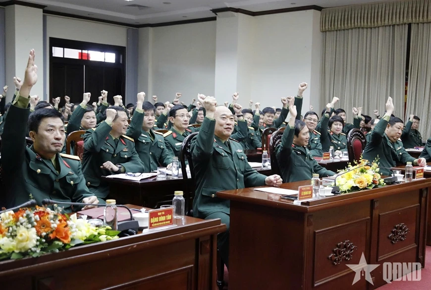 100% cử tri nhất tr&iacute; giới thiệu Đại tướng Nguyễn T&acirc;n Cương tham gia ứng cử đại biểu Quốc hội kh&oacute;a XVI