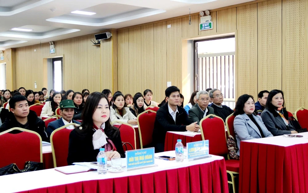 Tập huấn kỹ năng ứng cử, vận động bầu cử cho nữ ứng cử vi&ecirc;n d&acirc;n tộc thiểu số