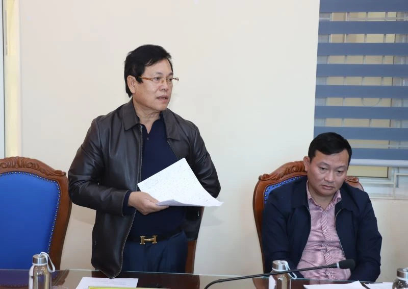 Khẩn trương xử lý tình trạng phát tán mùi hôi tại bãi rác Đông Nam