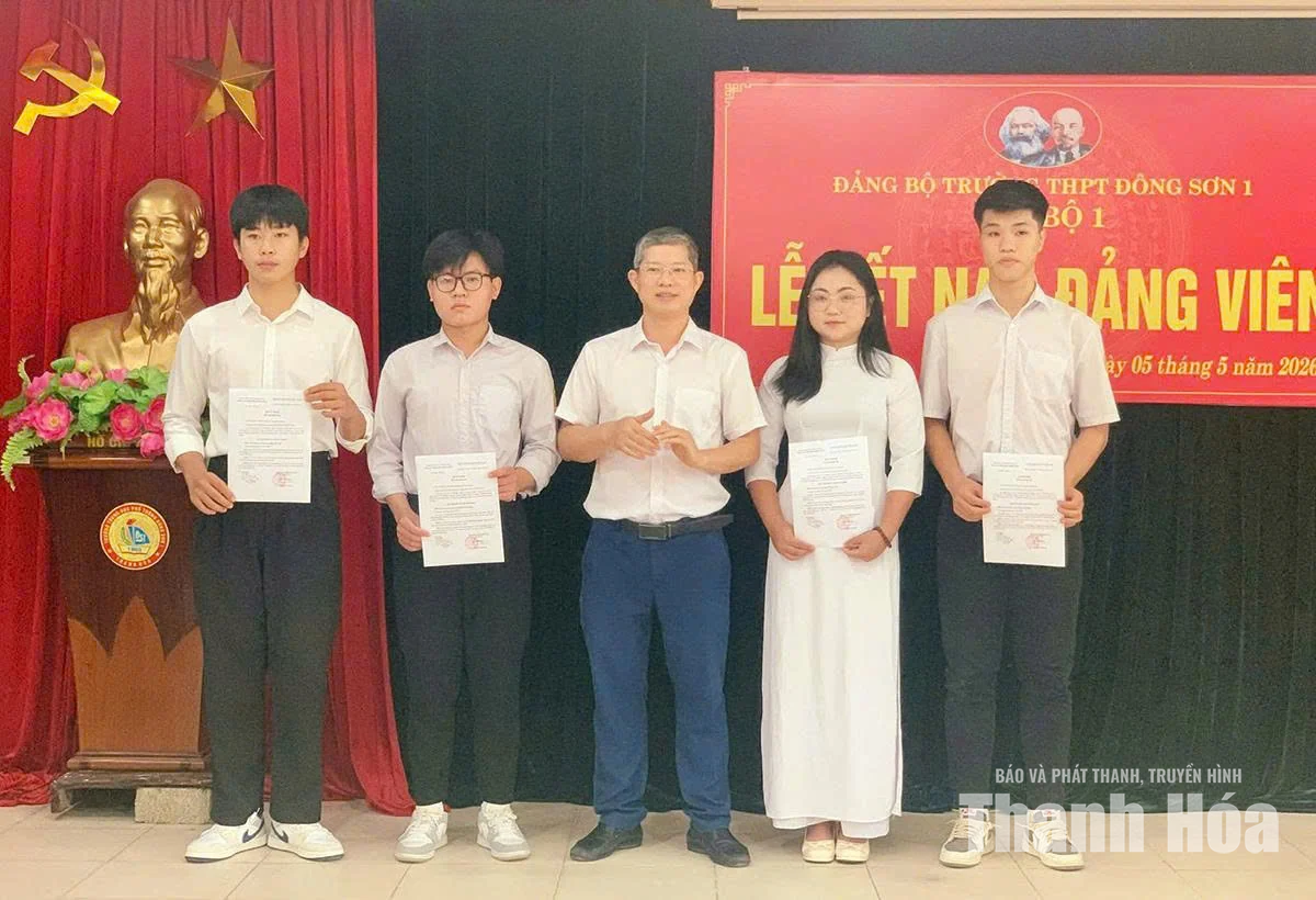 Ươm những “hạt giống đỏ” ở phường Đông Sơn