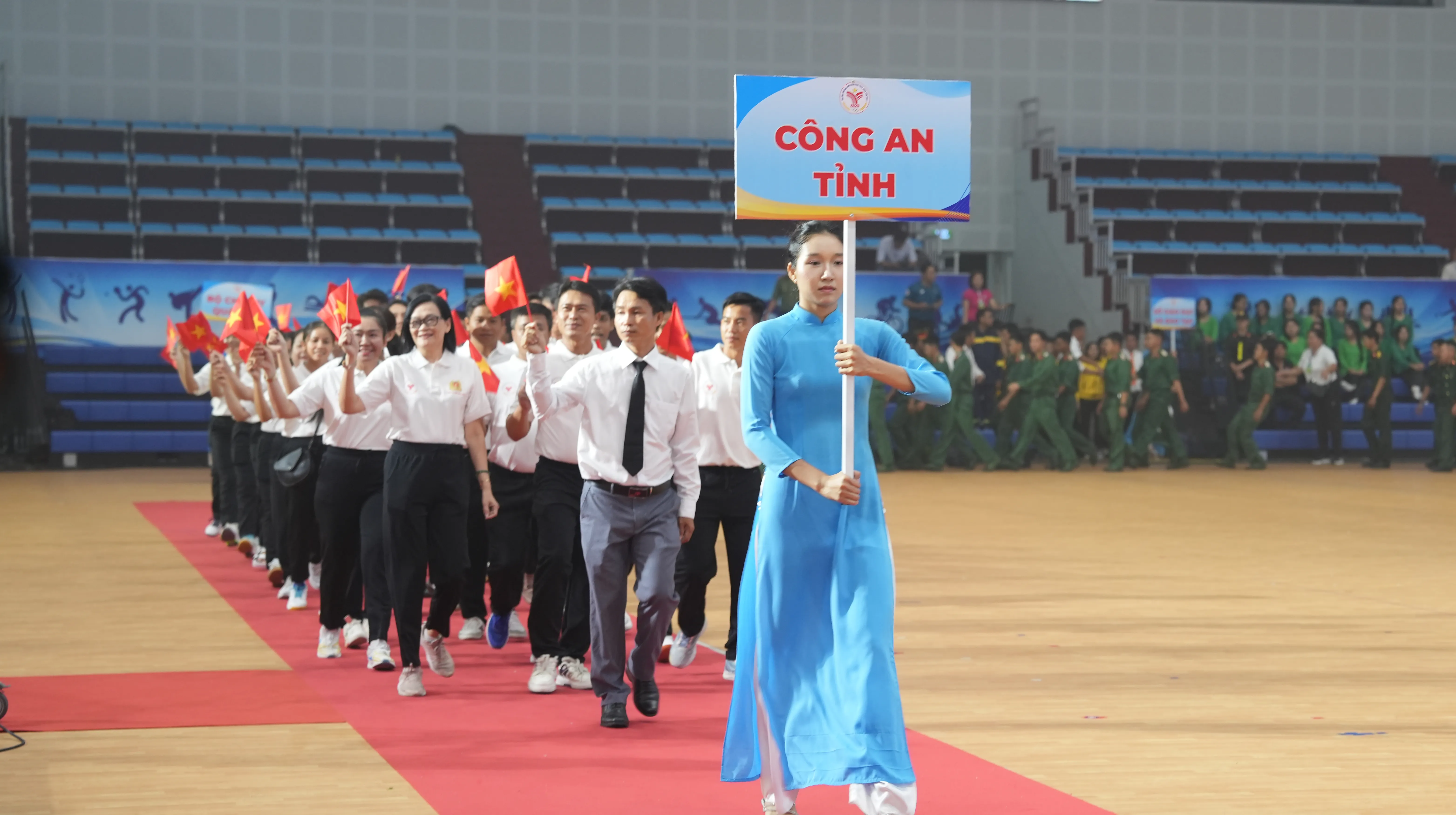 Anh 5_5_11zon.webp