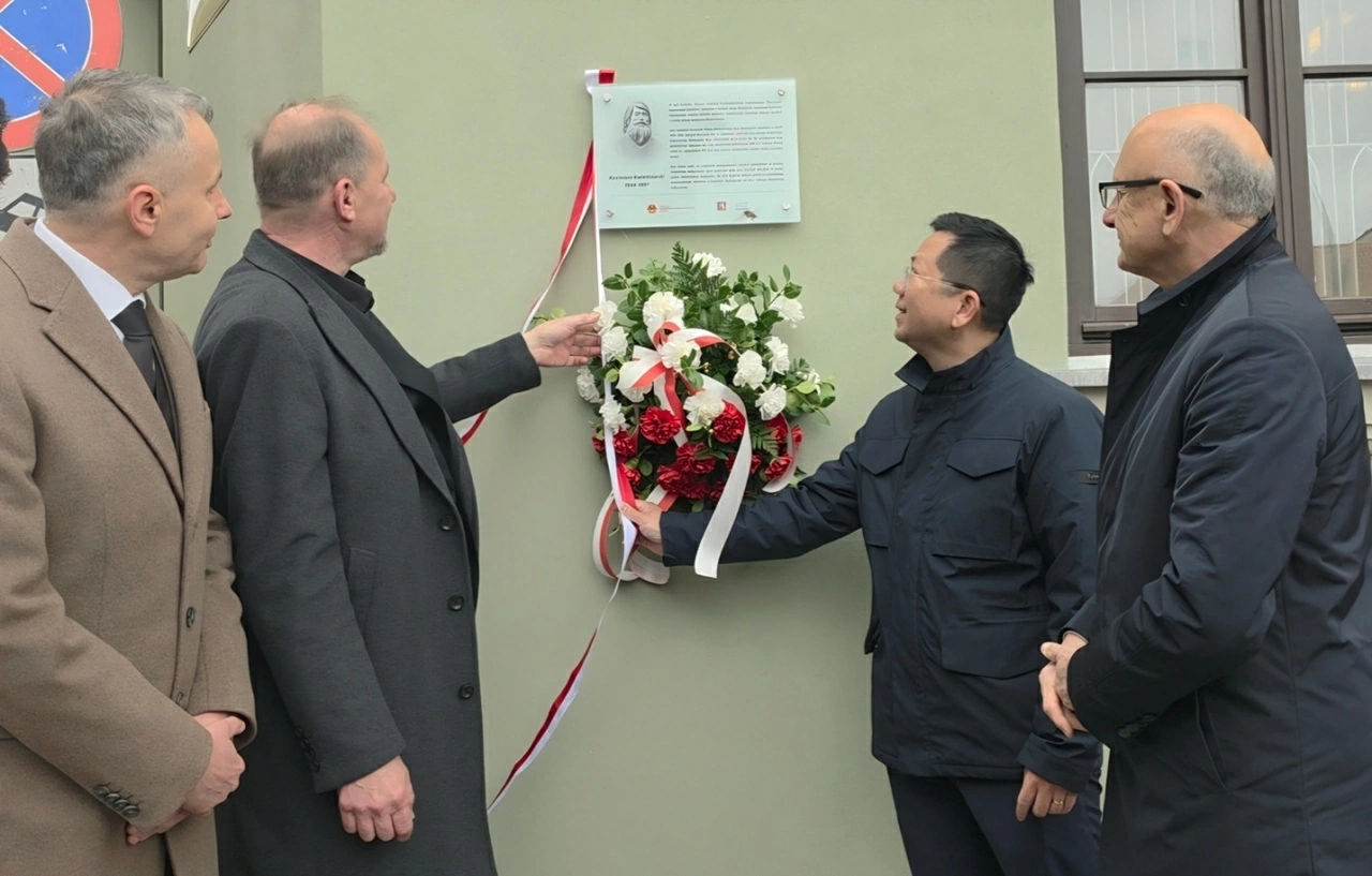 Lễ Khánh thành Bia tưởng niệm cố Kiến trúc sư Kazimierz Kwiatkowski tại thành phố Lublin (Ba Lan)