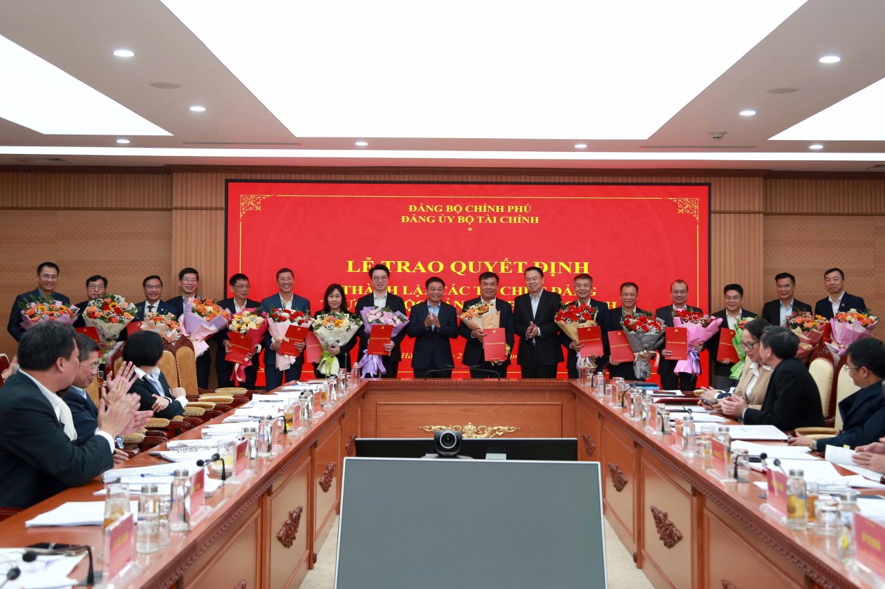 Đảng ủy Bộ Tài chính tổ chức hội nghị lần thứ nhất Ban chấp hành Đảng bộ Bộ Tài chính Đảng ủy Bộ Tài chính tổ chức hội nghị lần thứ nhất Ban chấp hành Đảng bộ Bộ Tài chính