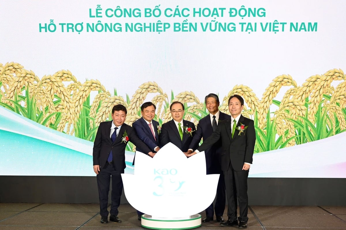 Nghi thức công bố các hoạt động hỗ trợ nông nghiệp bền vững Việt Nam - Nhật Bản. Ảnh: Kiều Chi