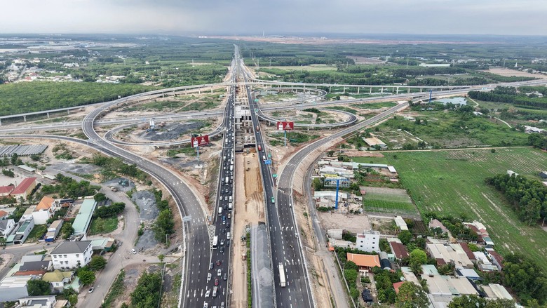 Trong tháng 10 nối thông 3 tuyến cao tốc lớn nhất miền Nam để giảm tải cho QL51 - Ảnh 2.