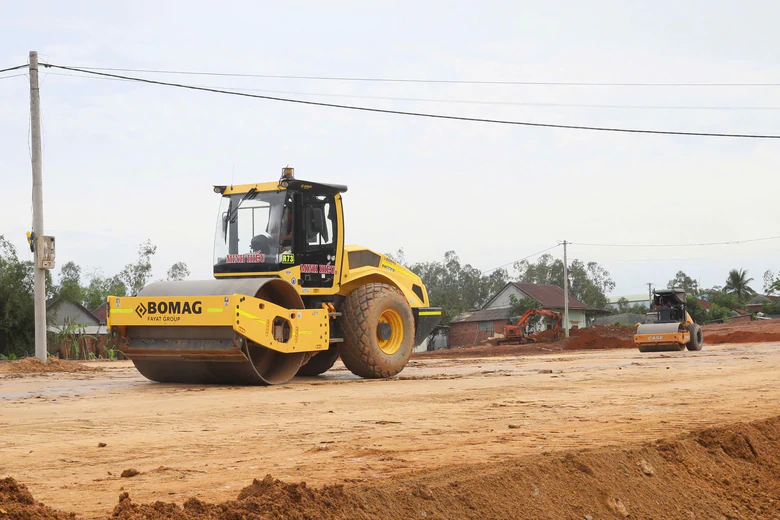 Gia Lai yêu cầu tập trung thi công, đảm bảo tiến độ cao tốc Quy Nhơn - Pleiku- Ảnh 1.
