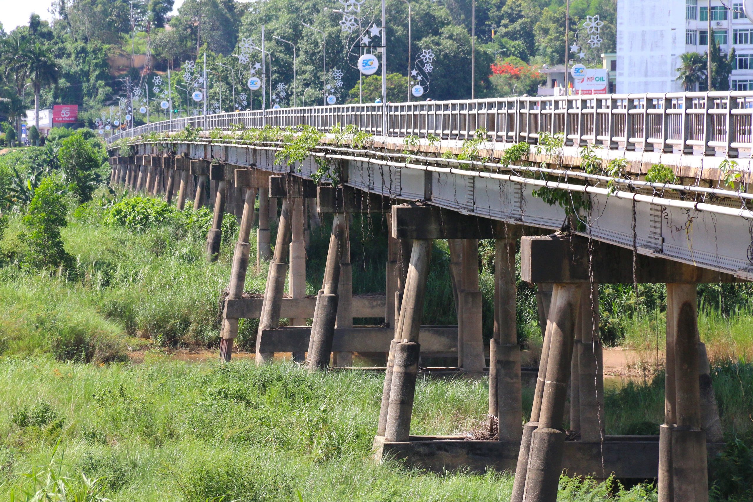 Quảng Ngãi: Hình ảnh cầu Trà Khúc trước ngày đóng đường, cấm xe- Ảnh 7.