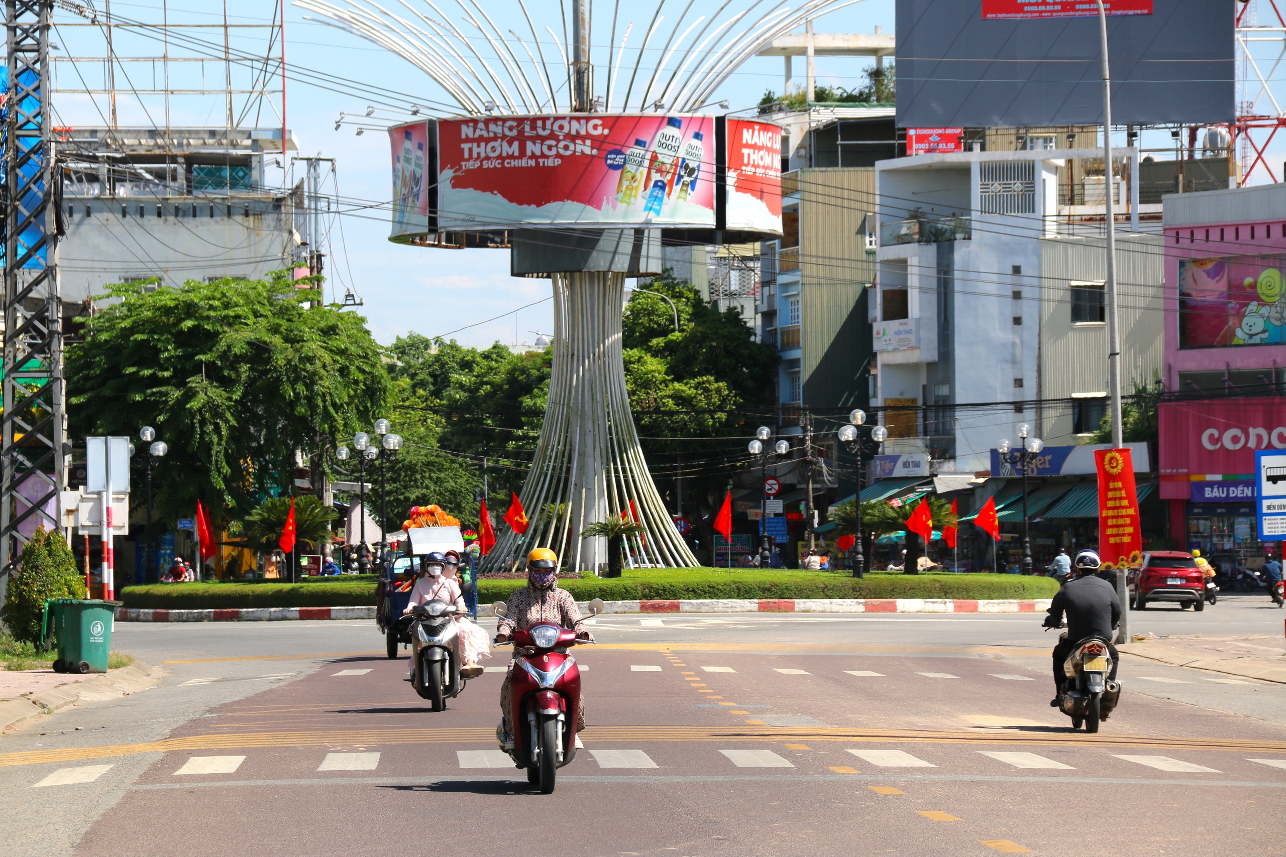 Quảng Ngãi: Hình ảnh cầu Trà Khúc trước ngày đóng đường, cấm xe- Ảnh 2.