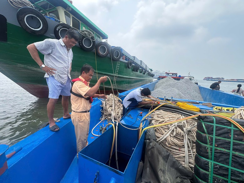 TP.HCM tăng cường bảo đảm an toàn giao thông đường thủy- Ảnh 4.